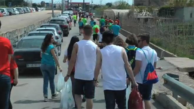 Miles de universitarios toman La Punta