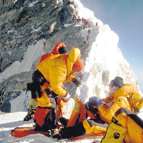 El Everest tiene un precio