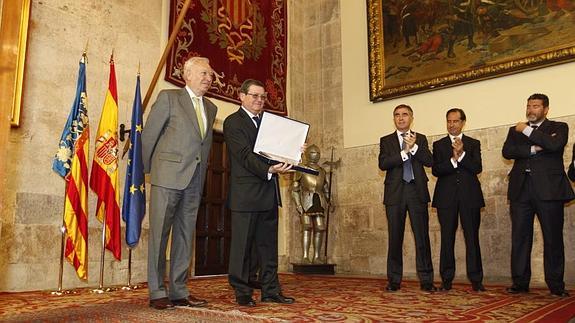 LAS PROVINCIAS recibe la distinción del Mérito Civil