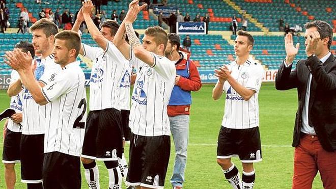 Catarsis y reciclaje en el fútbol modesto