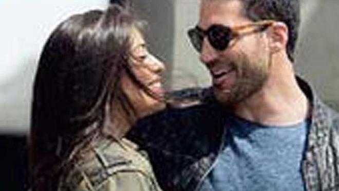 Miguel Ángel Silvestre 'pillado' con una nueva ¿novia?