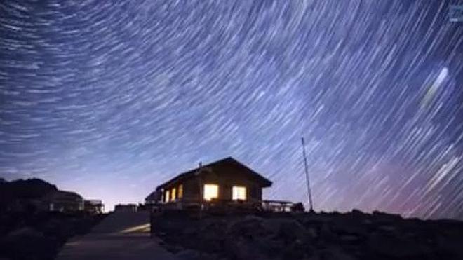 Espectacular lluvia de estrellas en los Alpes suizos