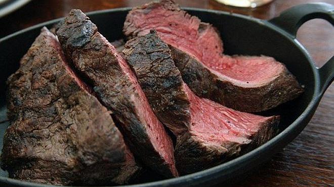 Cierran un restaurante en Nigeria por servir carne humana