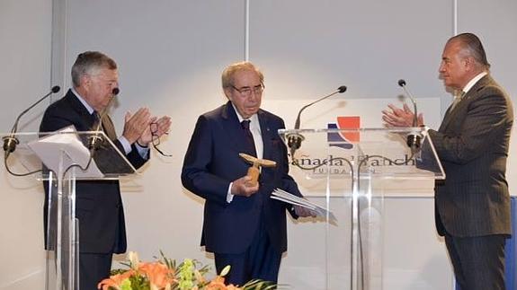 Miguel Dols recibe la Alta Distinción de la fundación Cañada Blanch