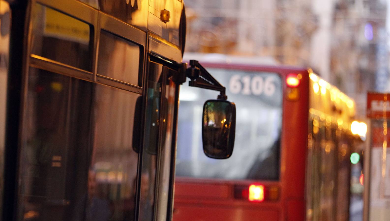 Los autobuses de la EMT se alquilan