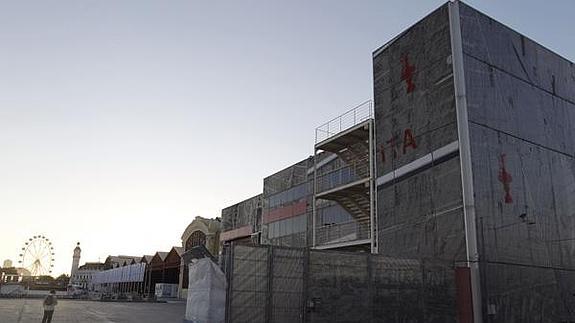 La base del Luna Rossa será derribada en julio y se convertirá en un parque infantil en la Marina Real