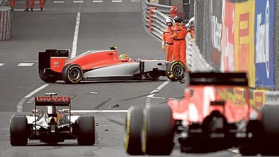 Merhi prueba el muro de Mónaco