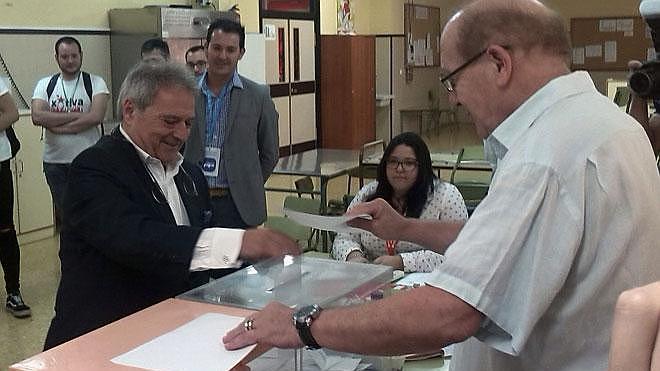 Rus será la tercera fuerza tras PSPV y EU. Elecciones municipales 2015