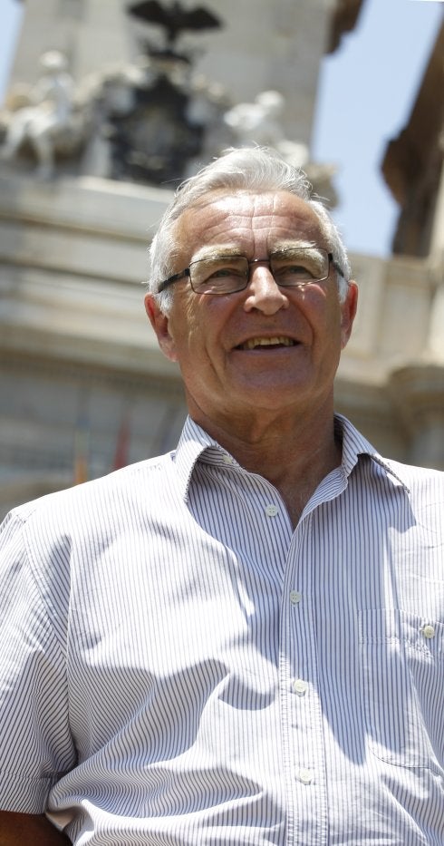 «El tema de las banderas me aburre, ni estelada ni sin estelar, cada uno que lleve la que quiera, como si no quiere llevar nada»