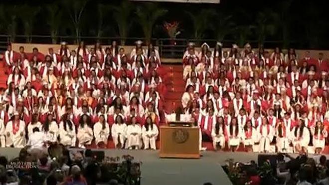 La espectacular graduación que circula por Internet