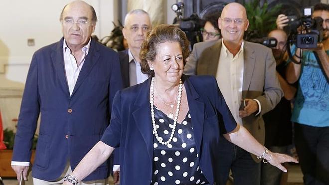 Barberá ofrece una «hoja en blanco» a Ciudadanos y PSPV para negociar el ayuntamiento
