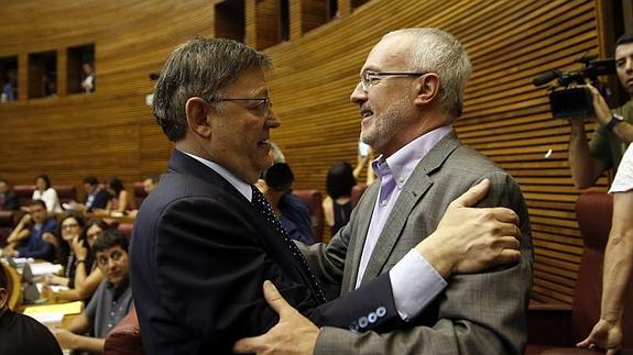 La promesa con coletilla de los diputados de Podemos