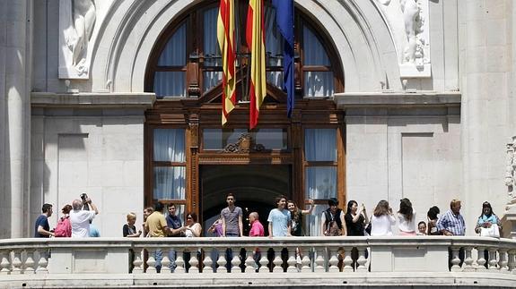 Llenazo en el ayuntamiento de Valencia