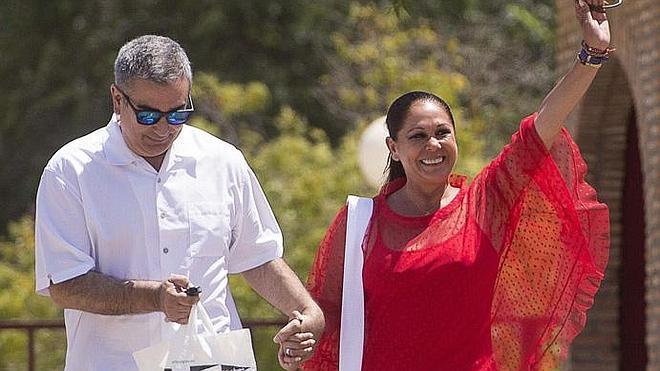 Los funcionarios de la cárcel de Alcalá de Guadaíra denuncian los privilegios de Isabel Pantoja