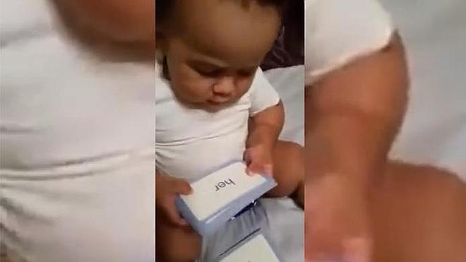 Un bebé de 19 meses es capaz de leer hasta 300 palabras