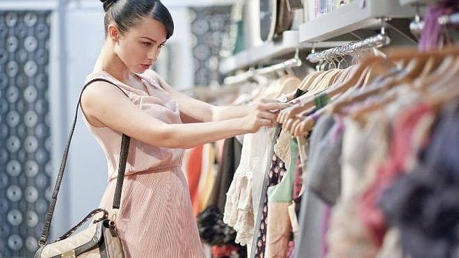 ¿Es necesario lavar la ropa nueva antes de usarla?