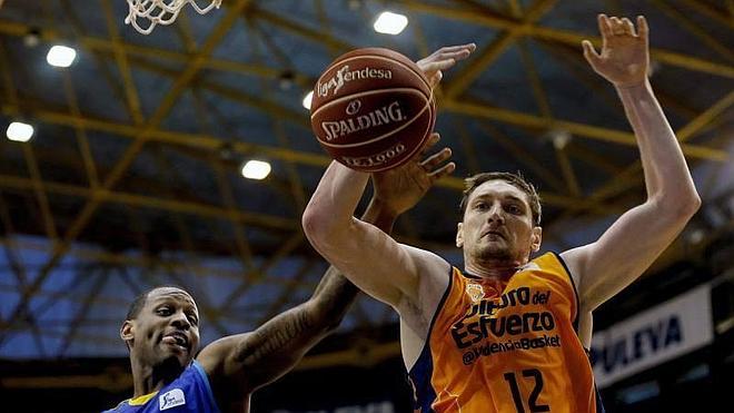 Lishchuk y Harangody se desvinculan del Valencia Basket