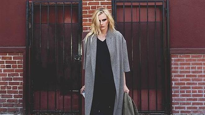 Lauren Wasser, la modelo que perdió una pierna a causa de un tampón, ahora denuncia al fabricante