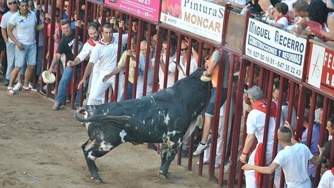 Muere al sufrir dos cornadas en un encierro de los Sanjuanes de Coria