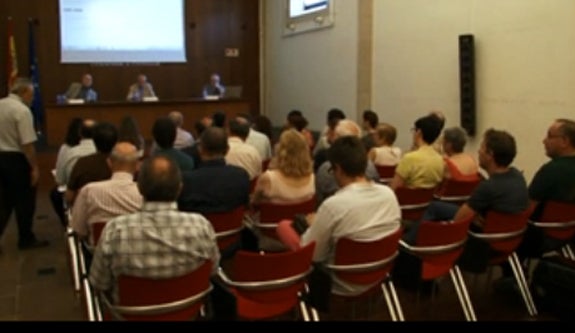 La Acadèmia Valenciana de la Llengua presenta su base de datos con 3.000 documentos y ocho siglos de producción