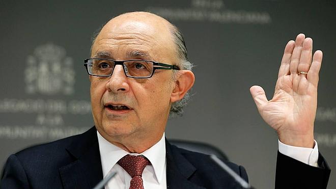 Montoro asegura que la Comunitat «no está ahogada por la deuda con el Estado» y pide a Puig que no se queje