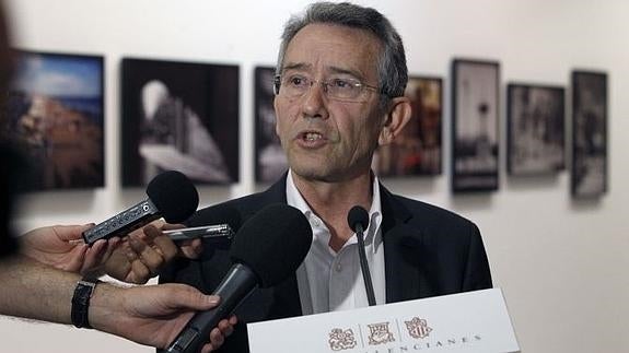 El Consell niega que oculte información sobre asesores