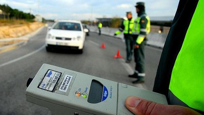 ¿Con cuántas copas se da positivo en un control de alcoholemia?