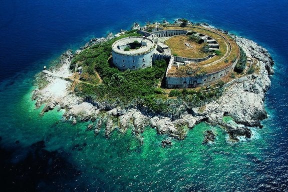 Tormenta en el 'Alcatraz de Montenegro'