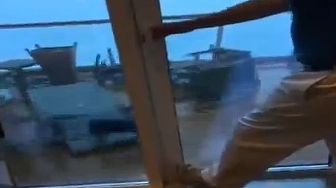 Sobrevivir a una tormenta en alta mar
