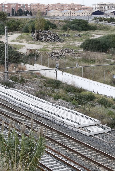 Un recurso judicial paraliza un tramo del corredor mediterráneo en Cataluña