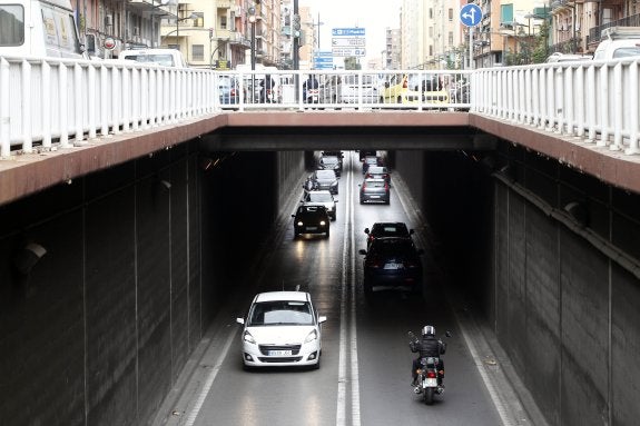 Un punto negro en la avenida Pérez Galdós