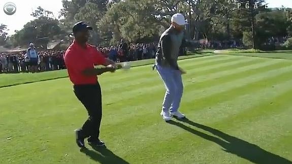 Justin Timberlake y Carlton bailan juntos