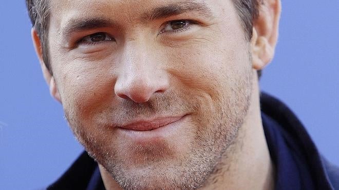 Ryan Reynolds se atreve con el español