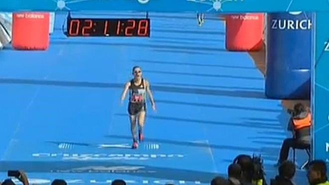 Carles Castillejo, campeón de España de maratón en Sevilla y mínima olímpica para Río'2016 junto a Jesús España