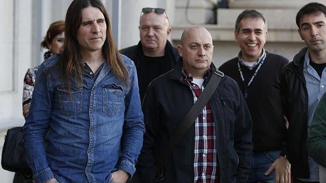 Fallas 2016: Así suena la nueva versión de 'Valencia en Fallas' por Bajoqueta Rock