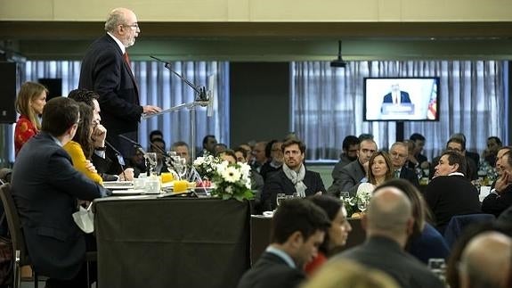 Alcaraz: «La transparencia permitirá detectar a yonquis del dinero y de la estupidez»