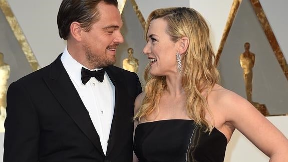 Oscar 2016: el emotivo reencuentro entre Leonardo DiCaprio y Kate Winslet