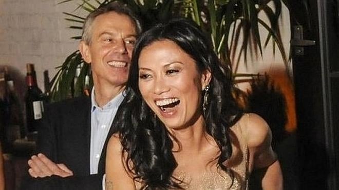 Un libro cuenta la noche de pasión y sexo de Blair y Wendi Deng