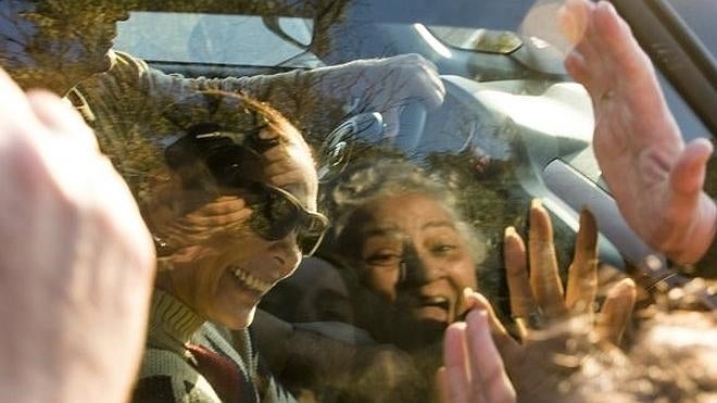 La 'renacida' Isabel Pantoja vuelve a casa con la familia rota y la nevera vacía