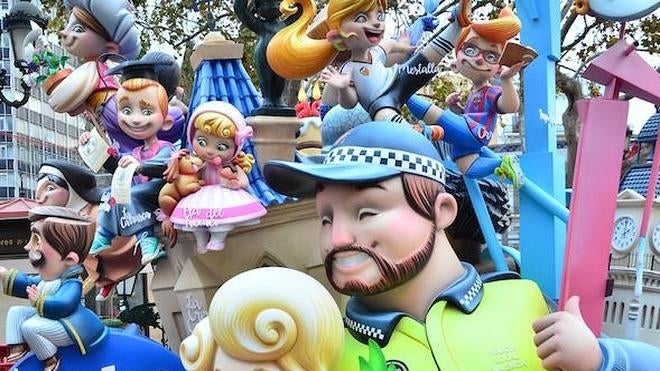 Fallas 2016: Falla infantil de la Plaza del Ayuntamiento