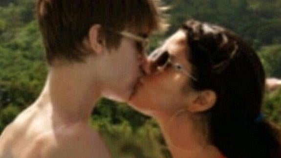 Justin Bieber no olvida a Selena Gómez