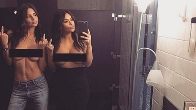 Kim Kardashian y Emily Ratajkowski posan en topless
