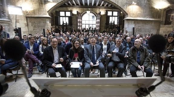 El Plan Avalem Jove prevé ayudas a la contratación con el pago del sueldo a mujeres y personas con diversidad funcional