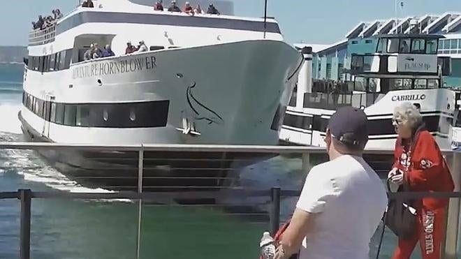 Un crucero turístico choca en el puerto de San Francisco