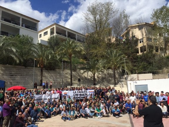 La caza se reivindica con concentraciones en pueblos