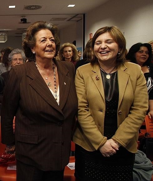 La comisión del Ayuntamiento que investiga al PP citará a Rita Barberá y a Isabel Bonig