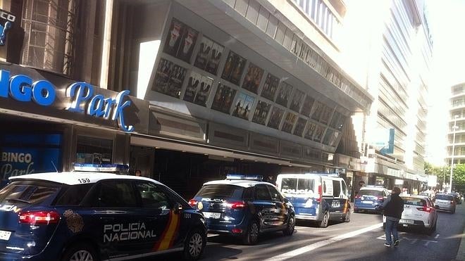Hallan a una mujer que llevaba varios días muerta en un cine de Valencia