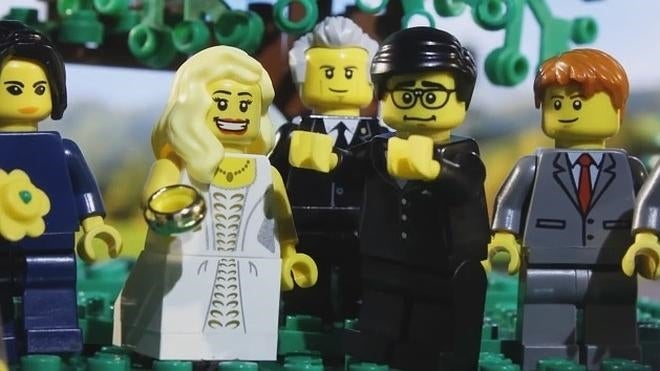 La historia de amor contada con Lego