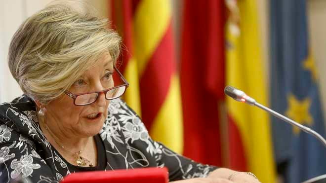 La doctora valenciana que ha dedicado su vida a más de 10.000 «luchadoras» contra el cáncer