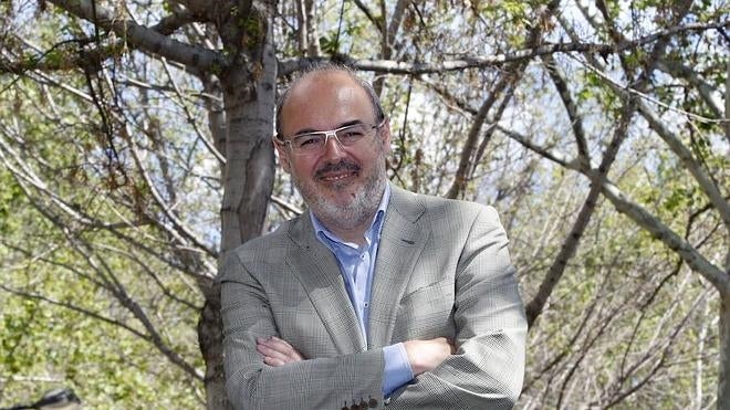 El pleno del Ayuntamiento de Valencia confirma al independiente Eusebio Monzó como nuevo portavoz del PP